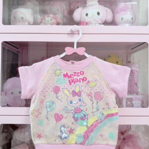 Mezzo Piano Rainbow Bunny Tee – Pastel Kawaii Graphic Top